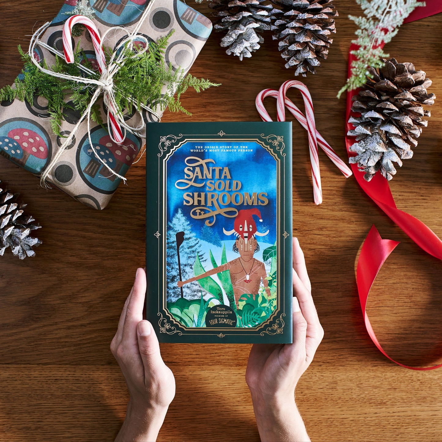 santa-sold-shrooms-book-u7 Santa_Sold_Shrooms.jpg