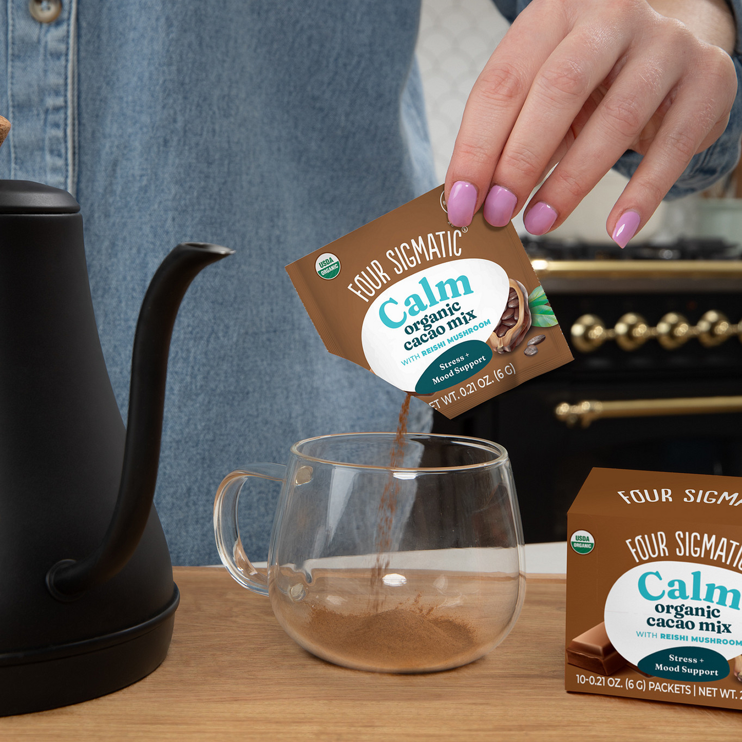 calm-cacao-packets-i6 calm-cocoa-ss-lifestyle-2026_1.png